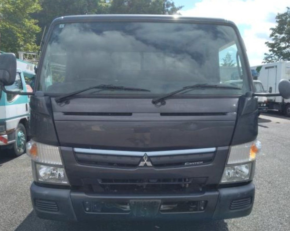 Front of the Fuso Canter cab