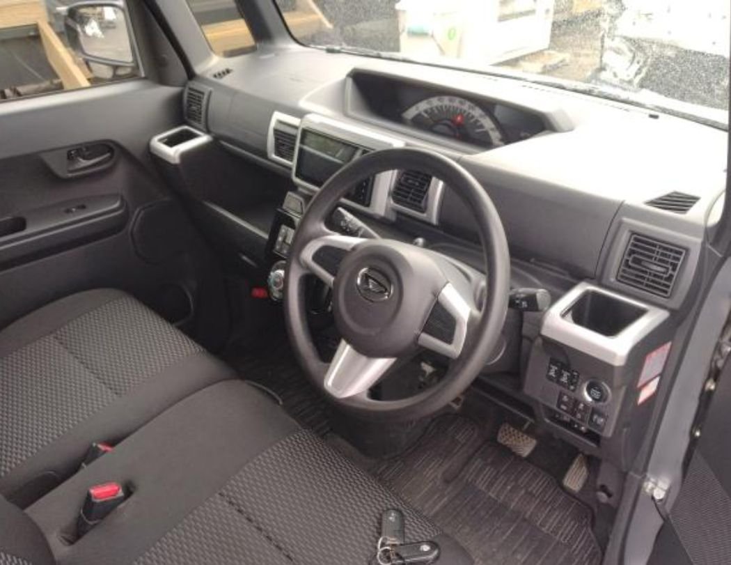Right-hand-drive dashboard and steering wheel