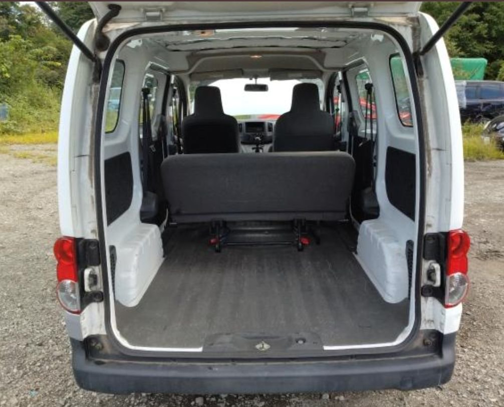 Cargo area and rear seat of the Nissan NV200