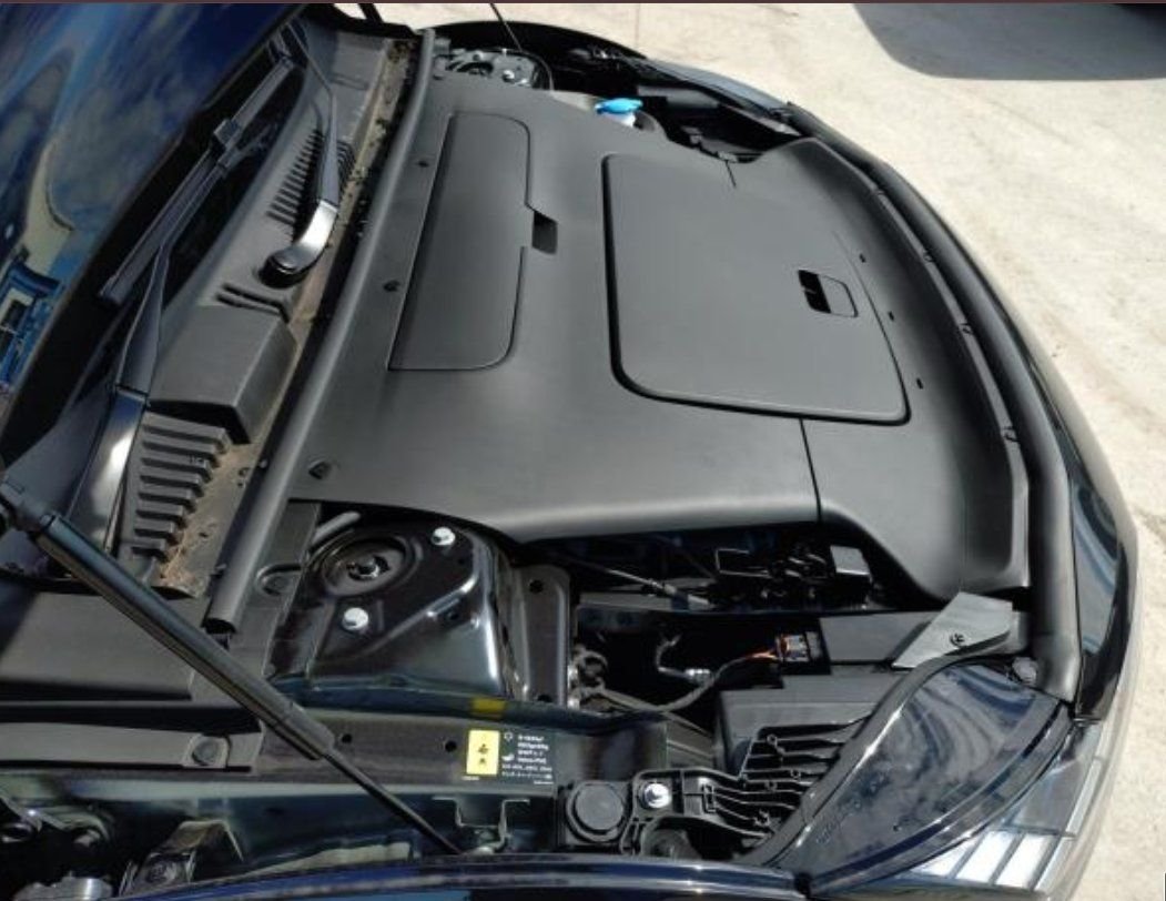 Under the bonnet of the electric EX30