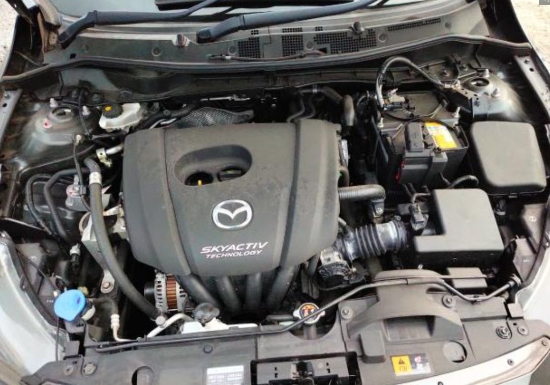 Engine bay of the 1.3 L Skyactiv engine
