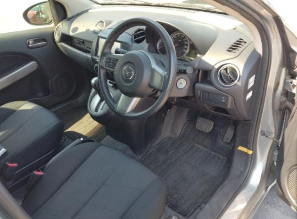 Right-hand-drive dashboard and steering wheel