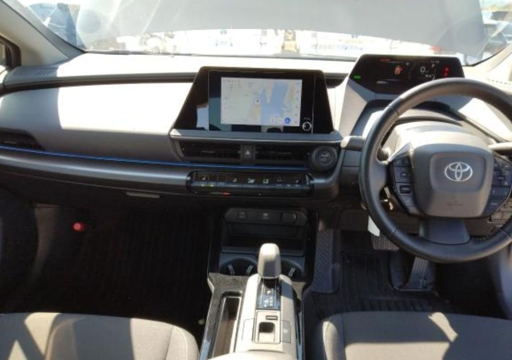 Dashboard with touchscreen navigation
