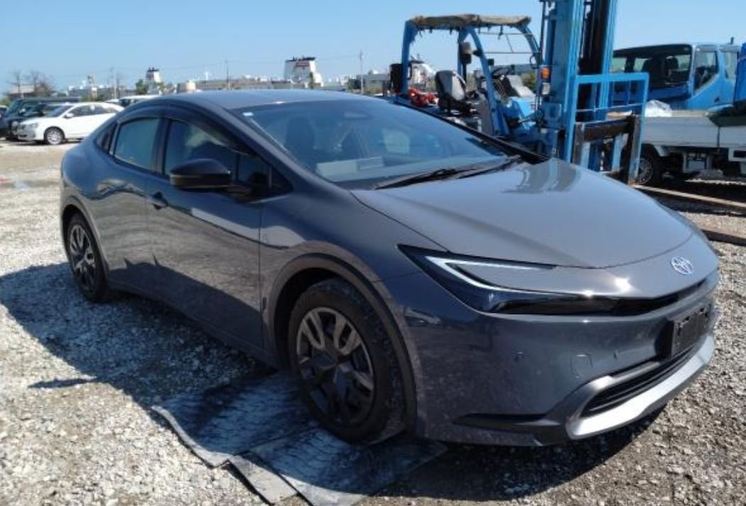 Grey Toyota Prius seen from the front right
